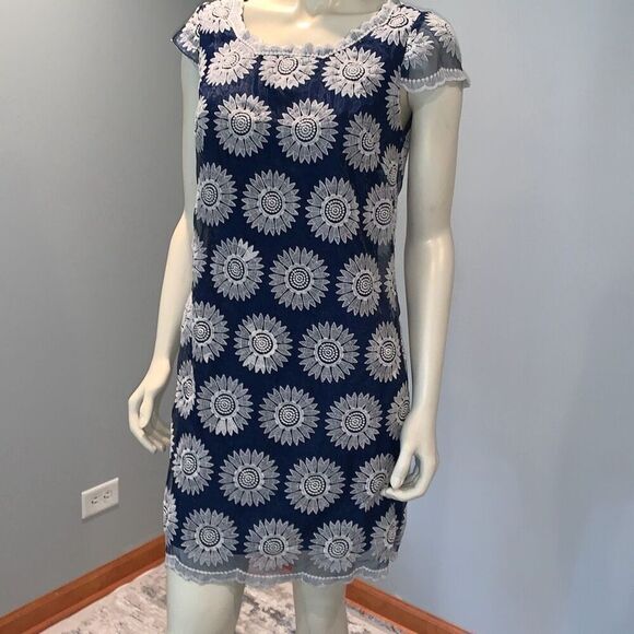 Betsey Johnson Sheer Layered Floral Crochet A-Line Dress Navy Size - Picture 6 of 16